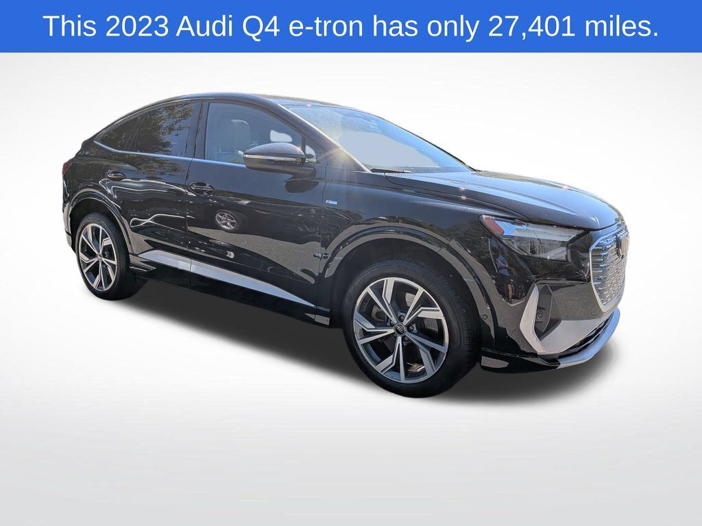 2023 AUDI Q4