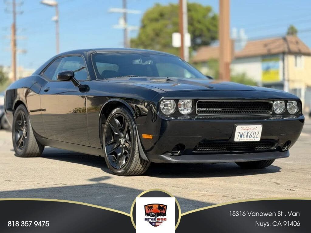 2013 DODGE Challenger