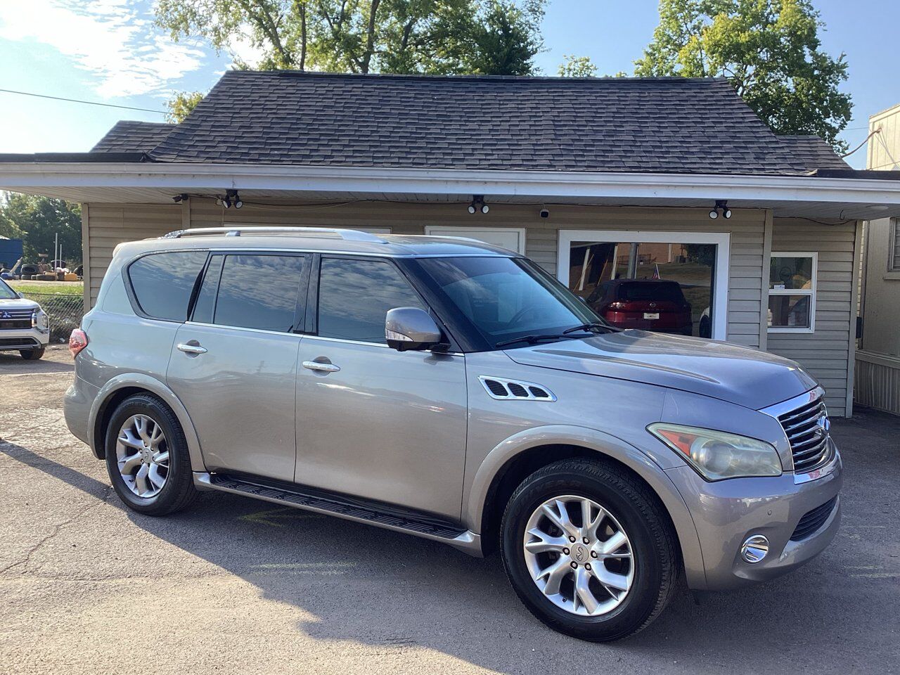 2013 INFINITI QX56