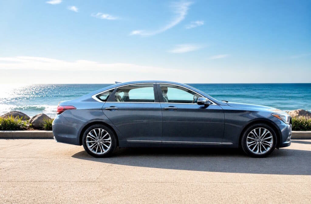 2015 HYUNDAI Genesis