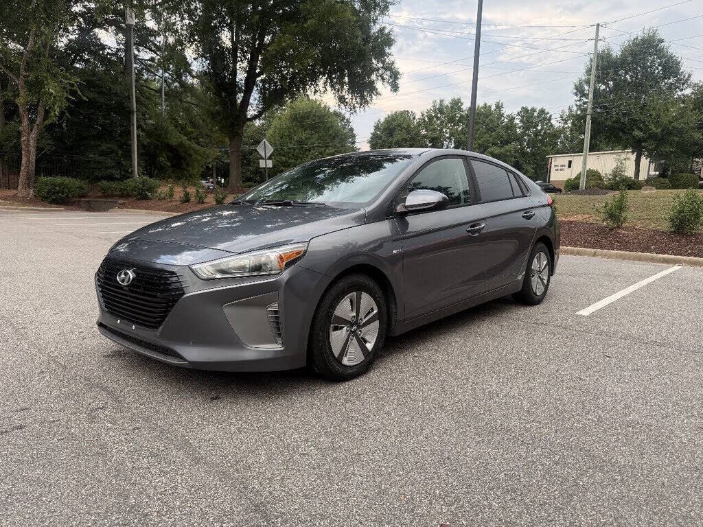 2017 HYUNDAI Ioniq