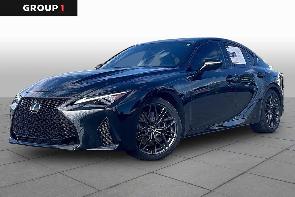 2023 LEXUS IS