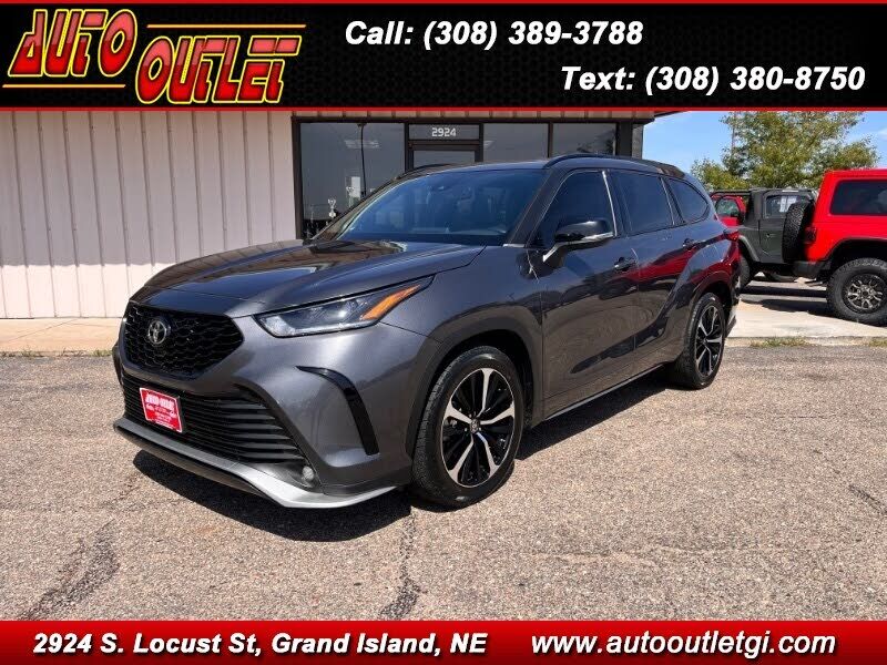 2021 TOYOTA Highlander