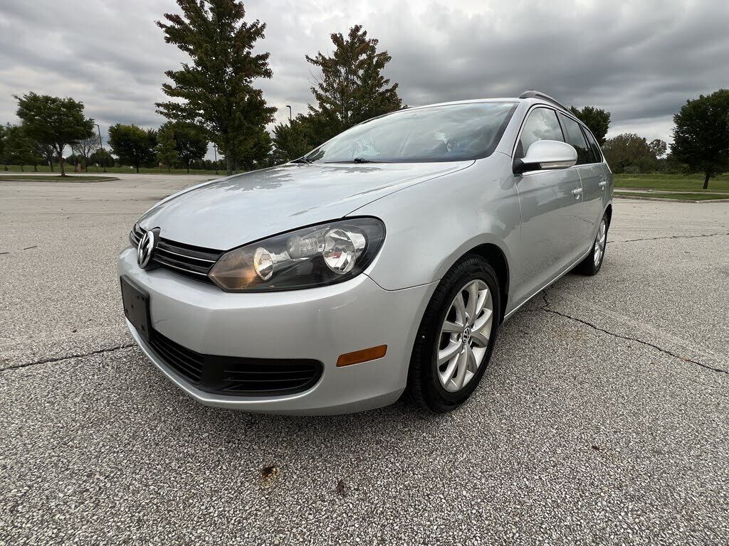 2011 VOLKSWAGEN Jetta Wagon