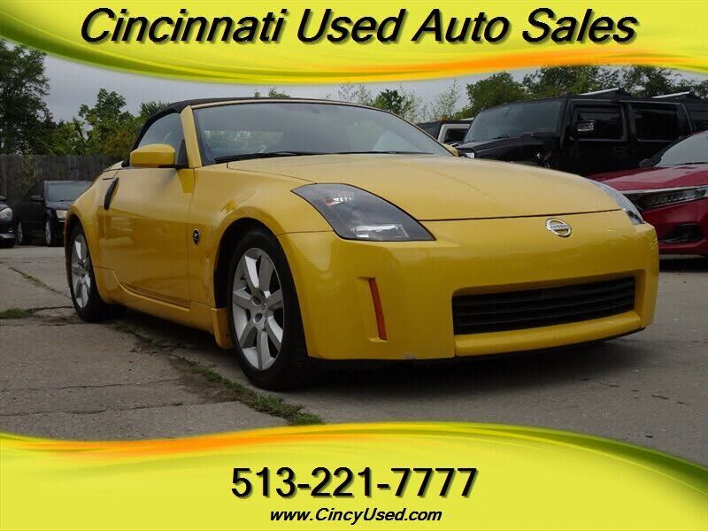 2005 NISSAN 350Z