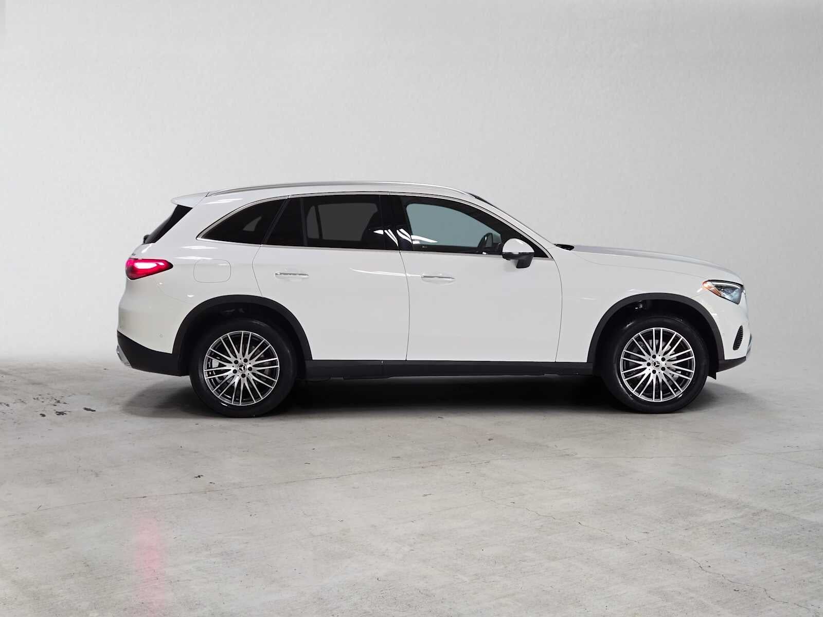 2023 Mercedes-Benz GLC-Class