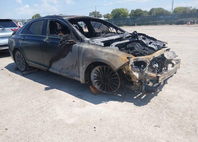 2016 LINCOLN MKZ