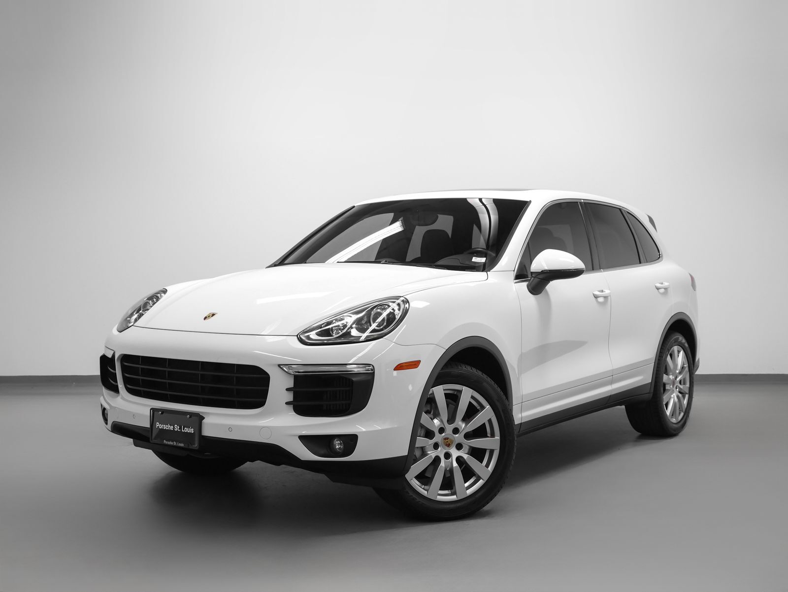 2015 PORSCHE Cayenne