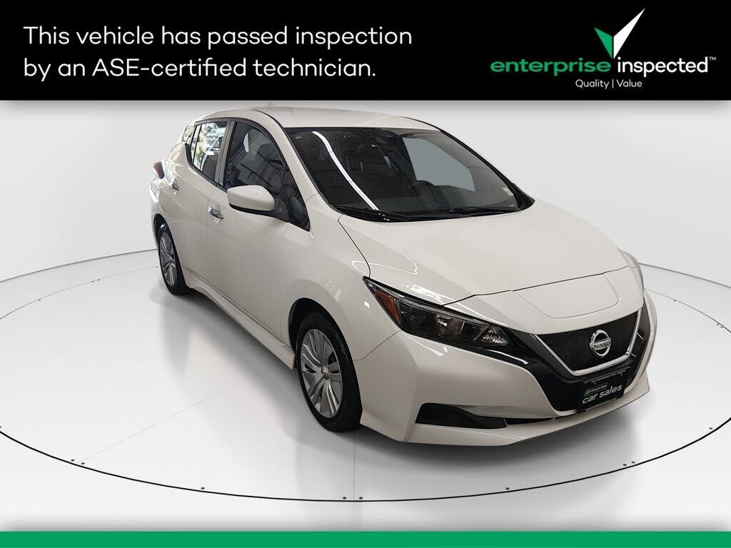 2022 NISSAN Leaf