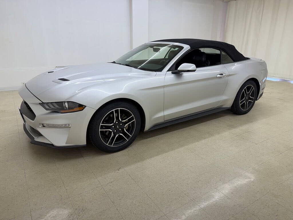 2019 FORD Mustang