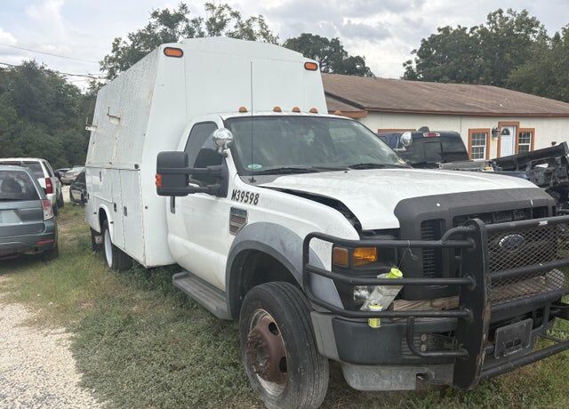 2010 FORD F-550
