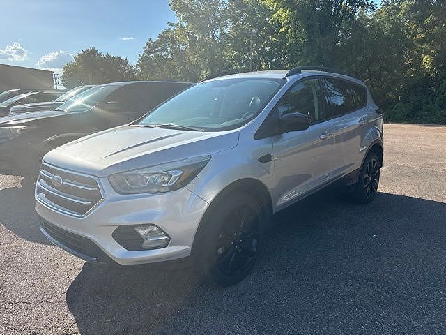 2017 FORD Escape