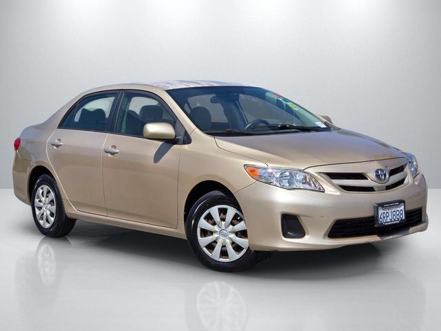 2011 TOYOTA Corolla