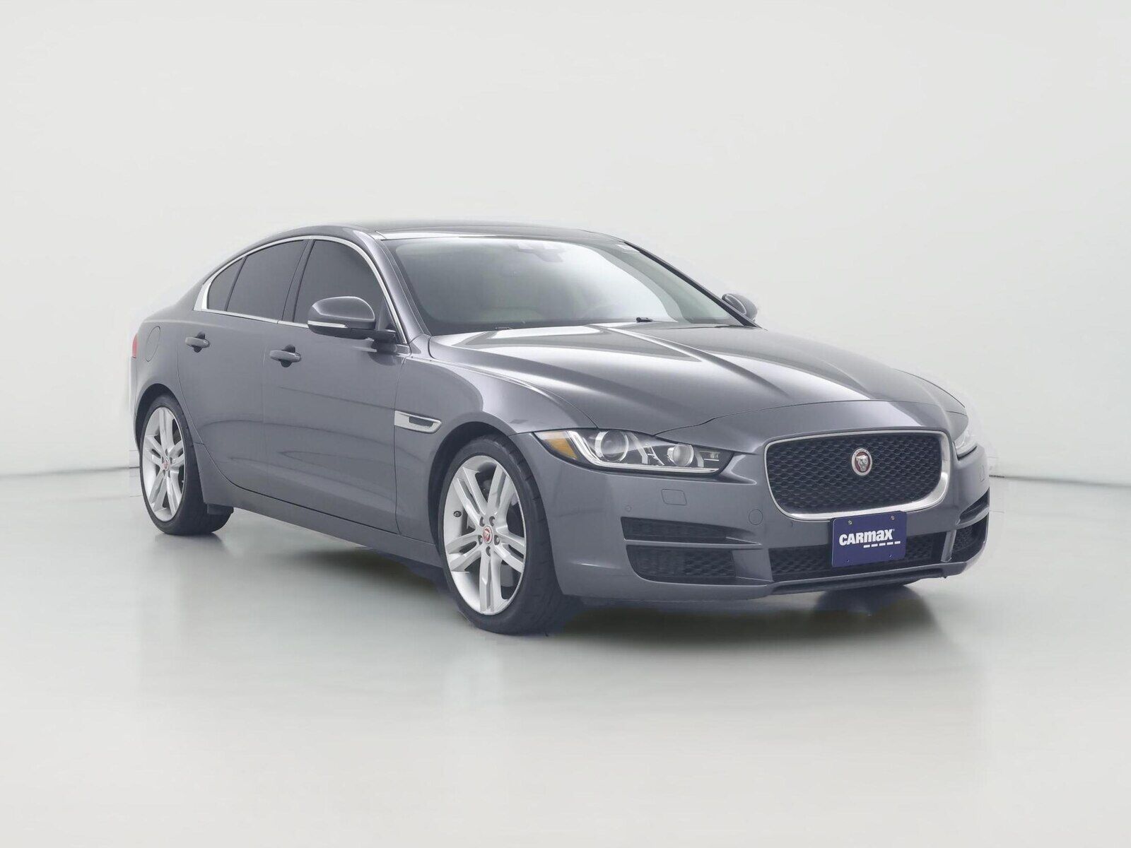 2017 JAGUAR XE