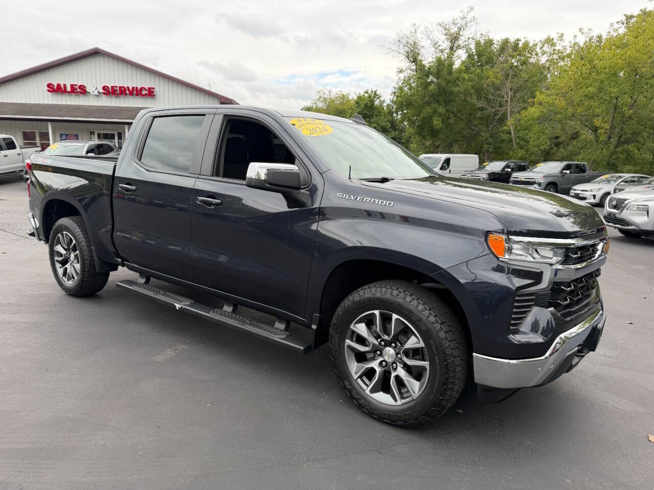 2024 CHEVROLET Silverado
