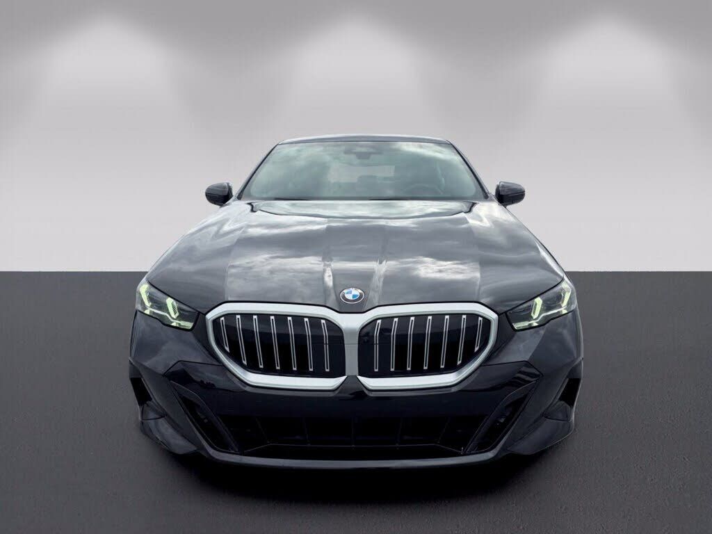 2026 BMW 530i