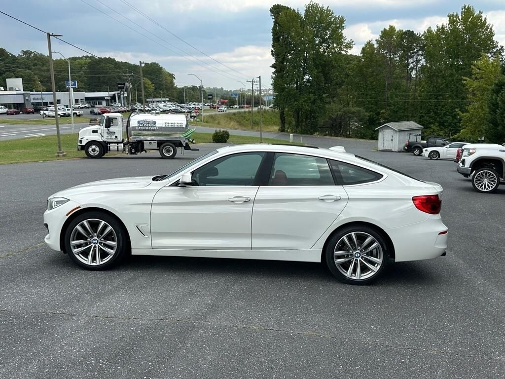 2017 BMW 330i