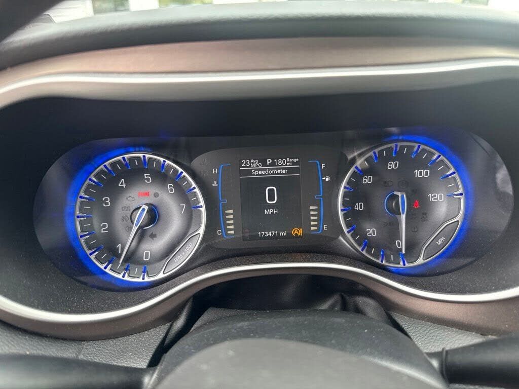 2017 CHRYSLER Pacifica