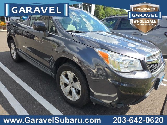 2015 SUBARU Forester
