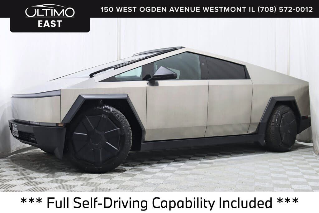 2024 TESLA Cybertruck