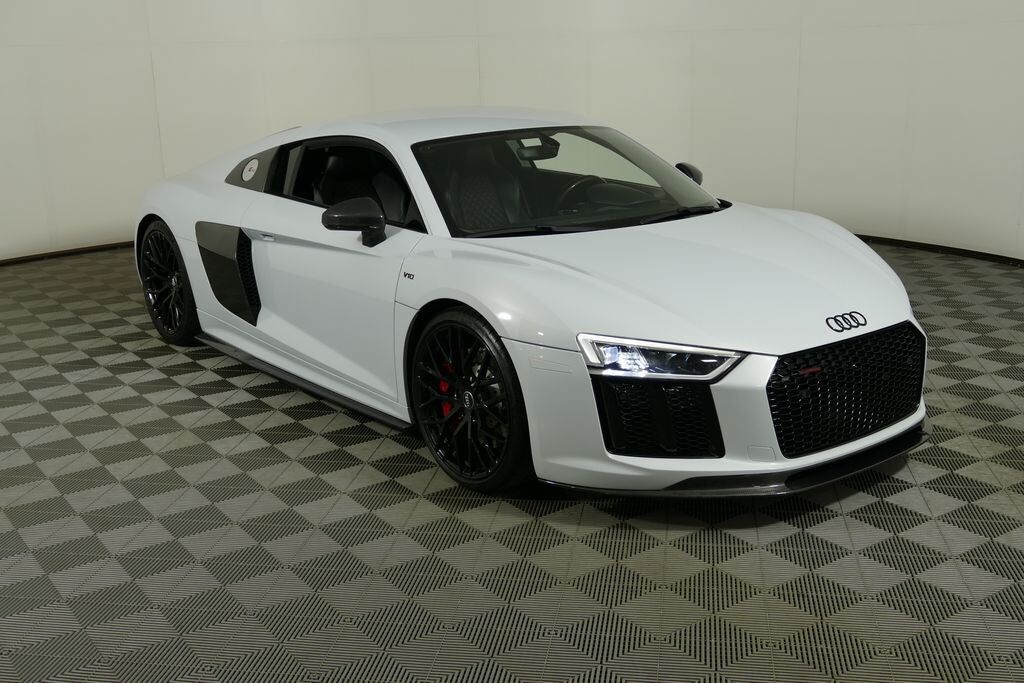 2017 AUDI R8