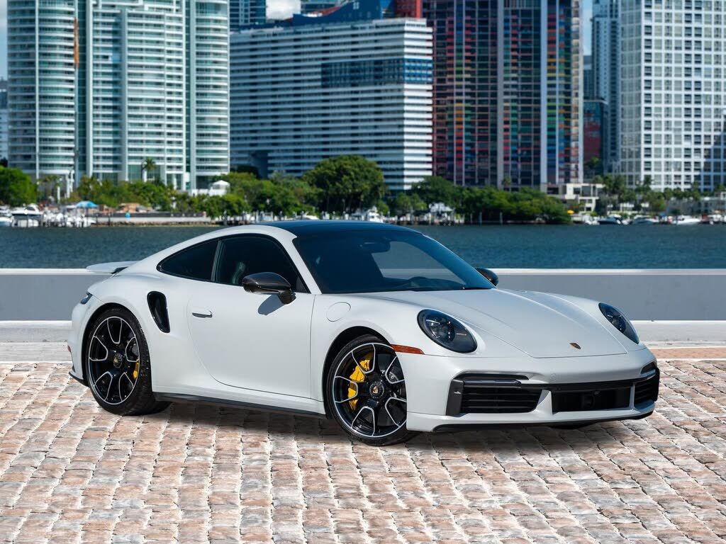 2022 PORSCHE 911