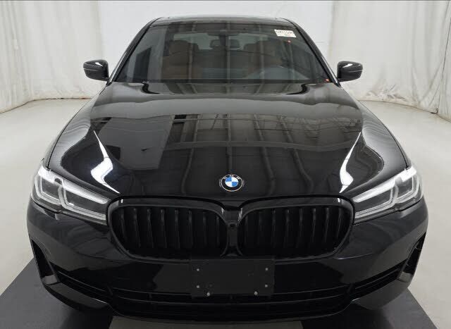 2023 BMW 530i