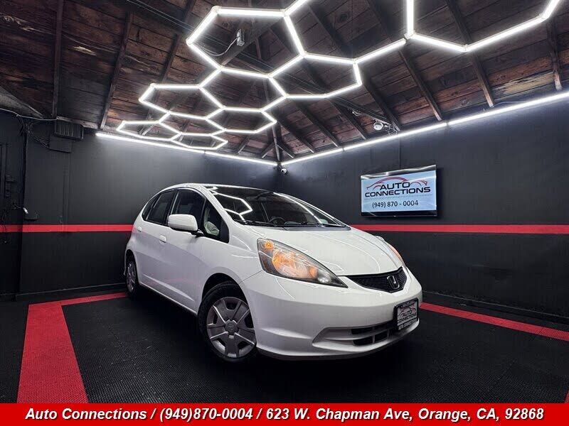 2012 HONDA Fit