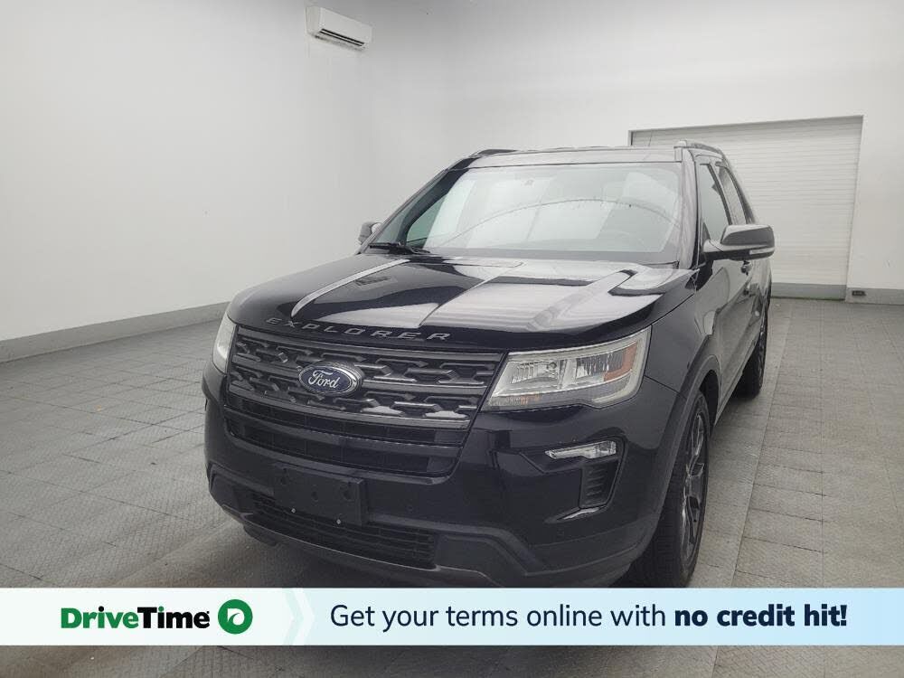 2018 FORD Explorer