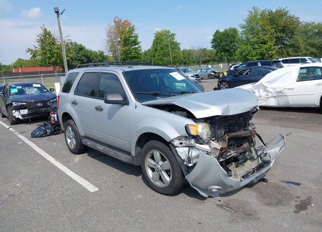 2009 FORD Escape