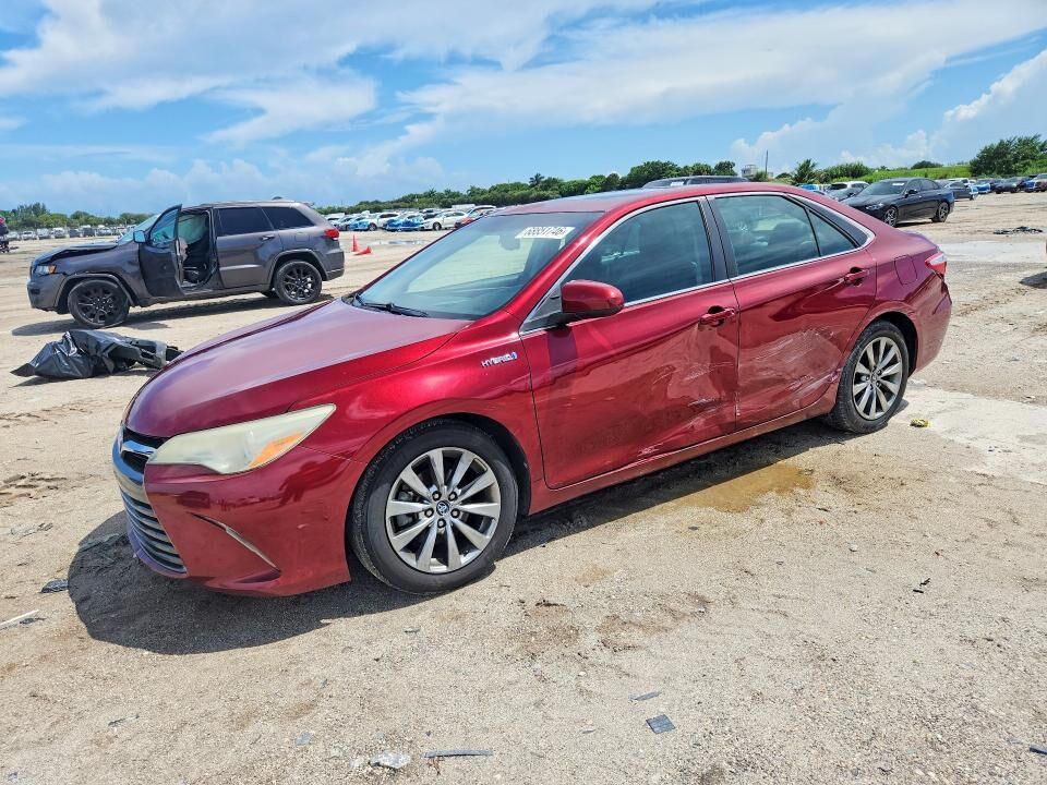 2016 TOYOTA Camry