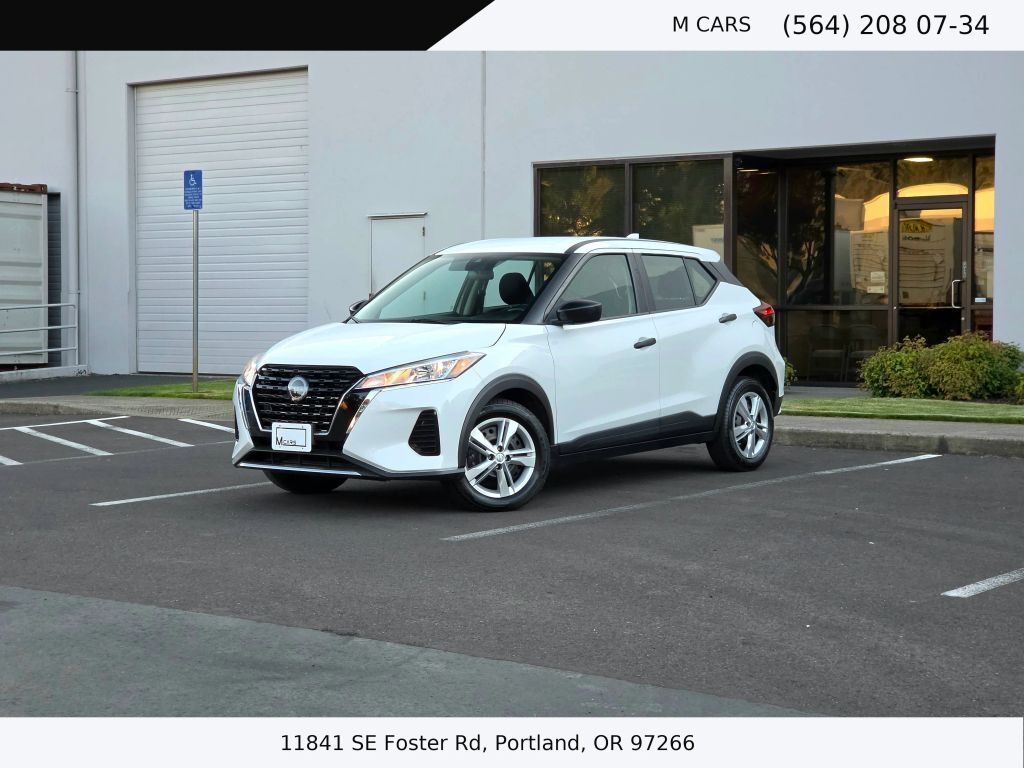 2023 NISSAN Kicks