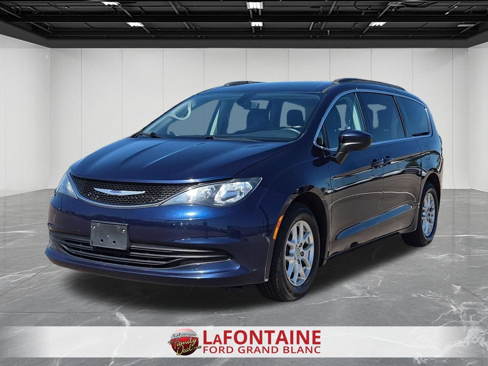 2020 CHRYSLER Voyager