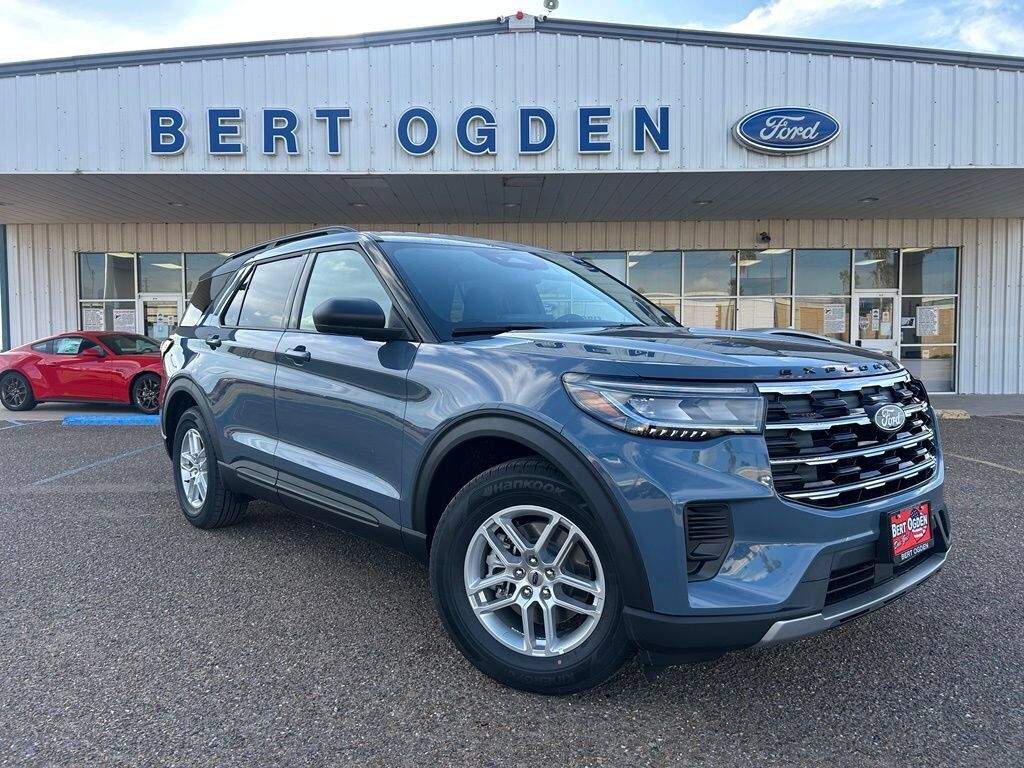 2027 FORD Explorer