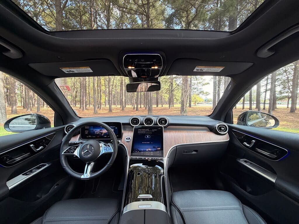 2025 Mercedes-Benz GLC-Class