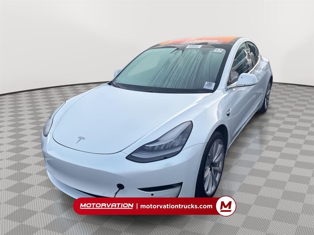 2018 TESLA Model 3