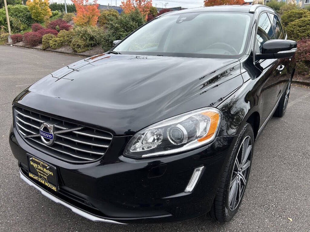 2017 VOLVO XC60
