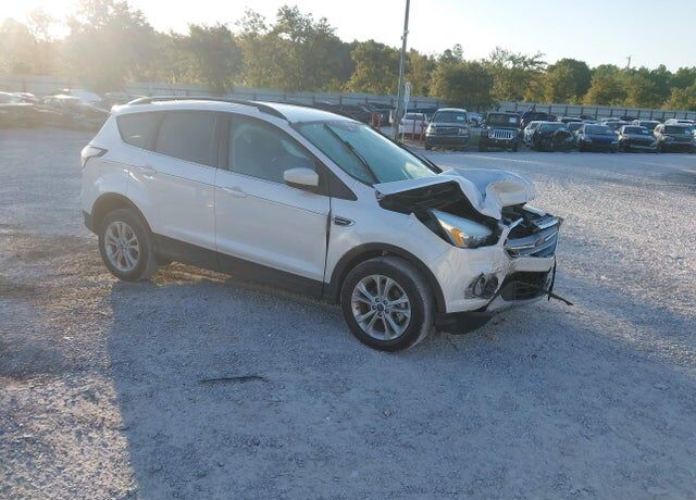 2017 FORD Escape