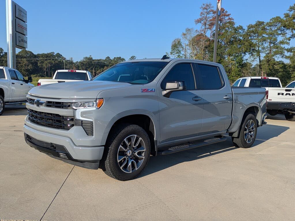 2024 CHEVROLET Silverado