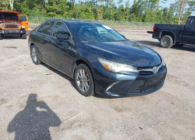2017 TOYOTA Camry