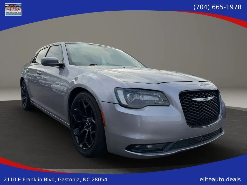 2018 CHRYSLER 300