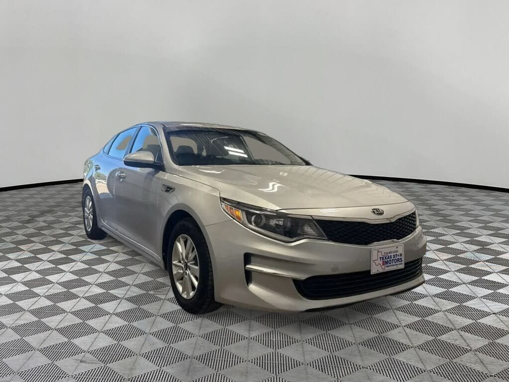 2017 KIA Optima