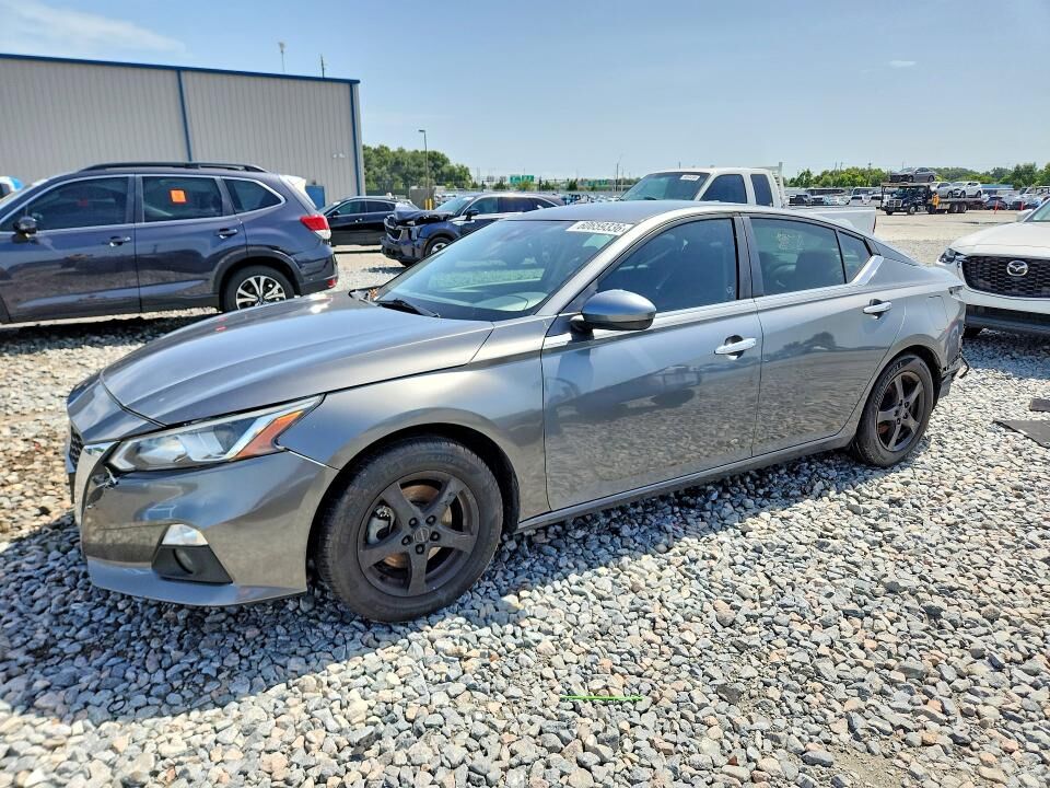 2021 NISSAN Altima
