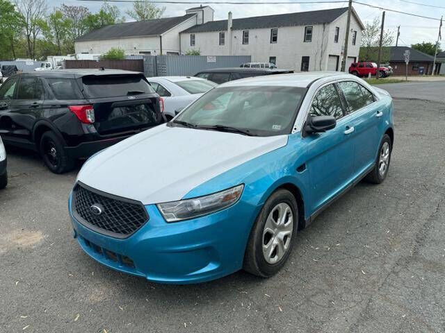 2013 FORD Taurus