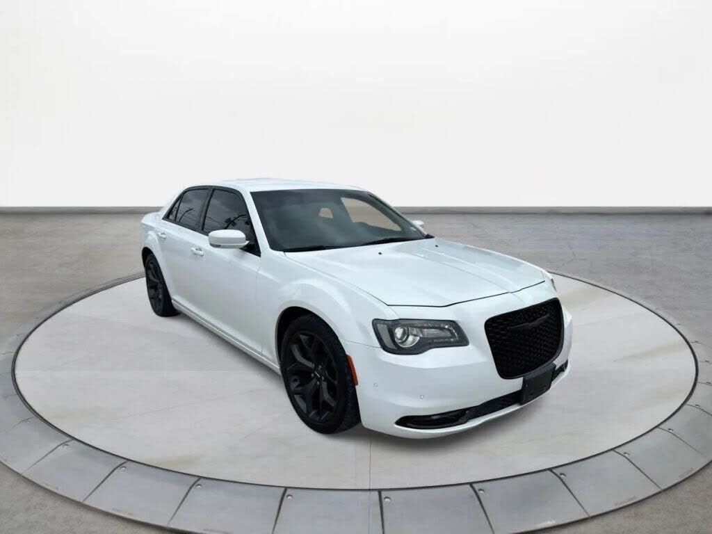 2020 CHRYSLER 300
