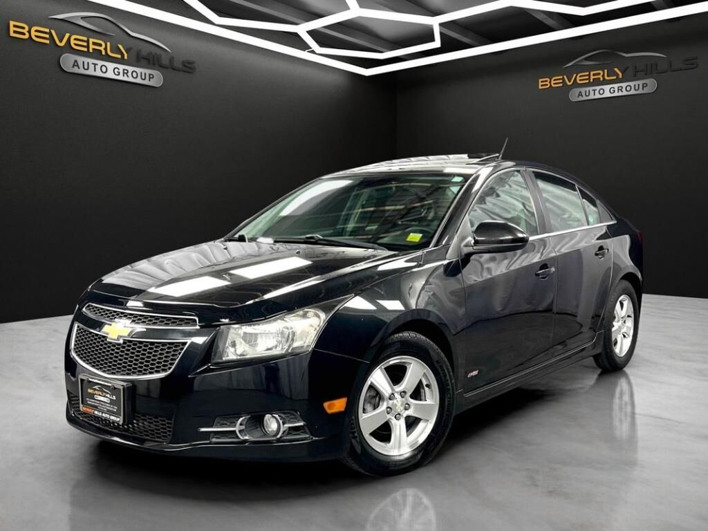 2013 CHEVROLET Cruze