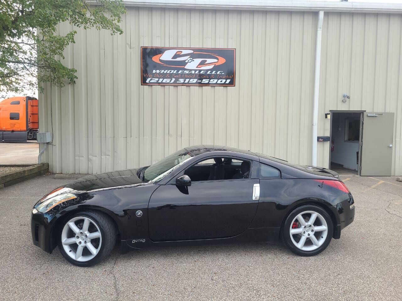 2004 NISSAN 350Z