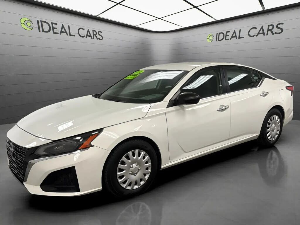2024 NISSAN Altima