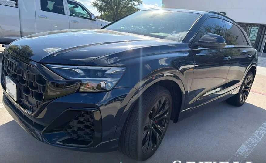 2024 AUDI Q8
