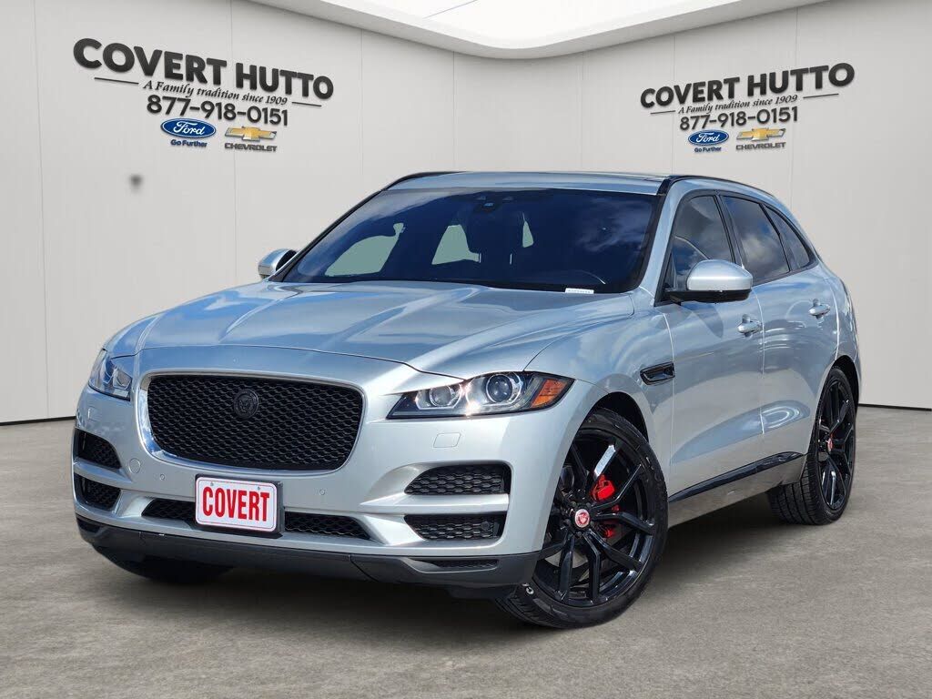 2017 JAGUAR F-Pace